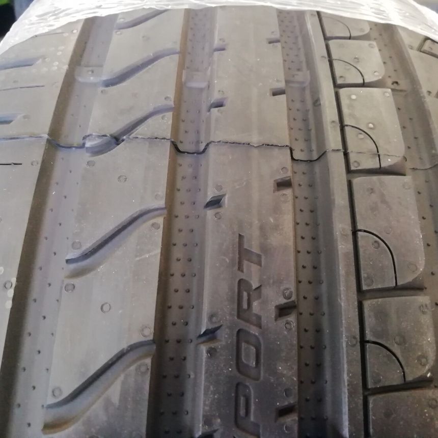 Cooper Zeon 4XS Sport 255/55-19V 111