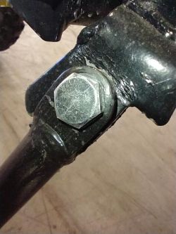 Kids Cross Jalkatuen kiinnityspultti